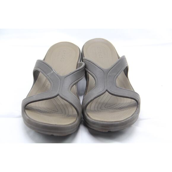 Crocs Sanrah Sandals Women Size 11 Brown Wedge Heel Mule Slide Slip On Comfort - Picture 2 of 7